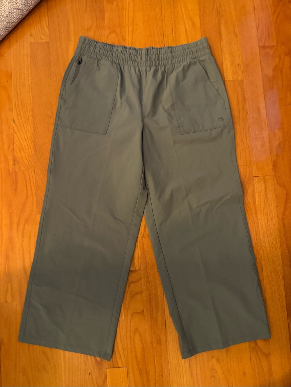 GAP Olive Green Cropped Wide-Leg Pants